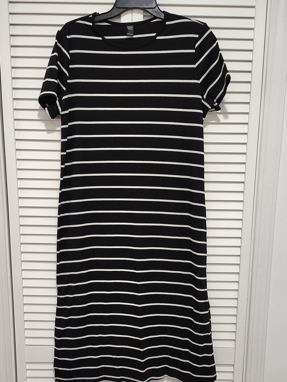 Striped Black and White Short-Sleeve Midi Dress